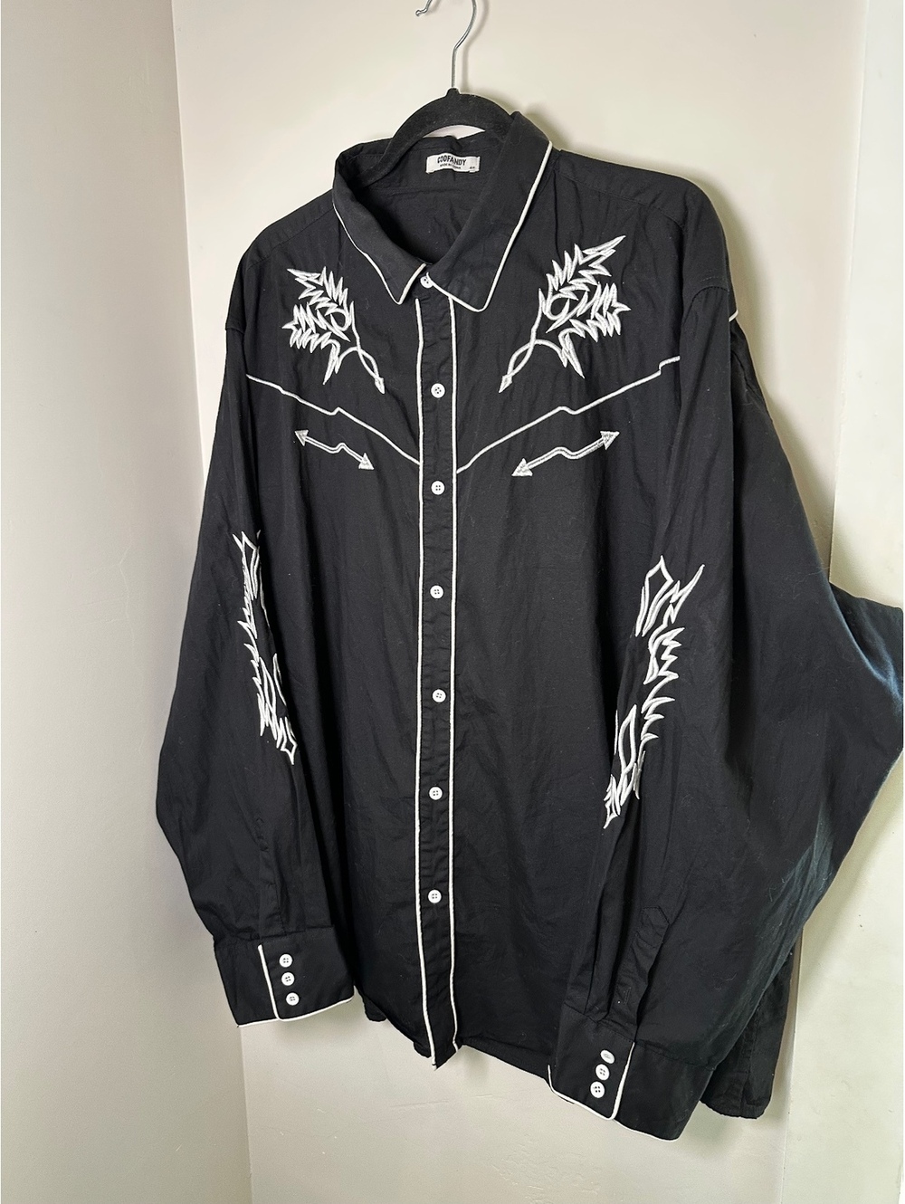 COOFANDY Men’s Black Embroidered Western Cowboy Button-Up Shirt - size 4XL